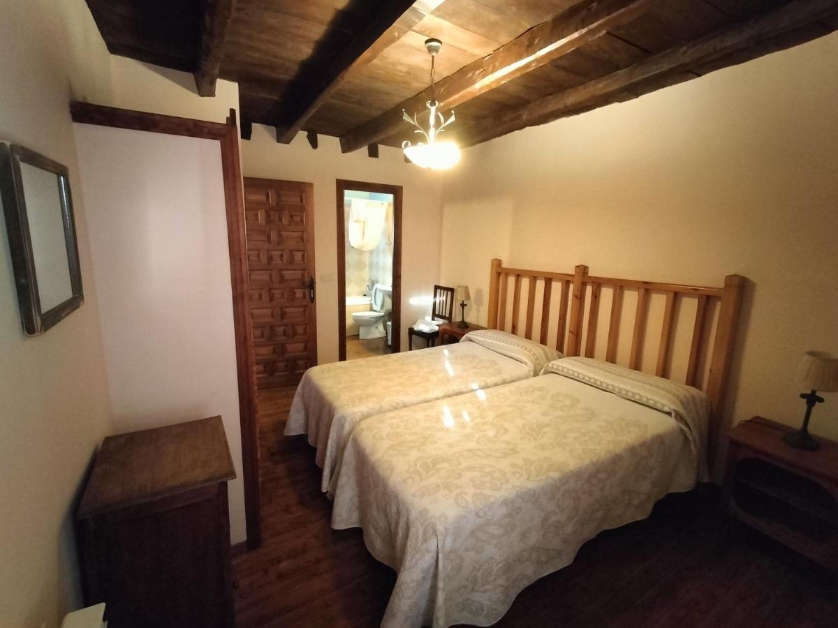 Don Camino Low Cost Villalcázar de Sirga Exteriör bild